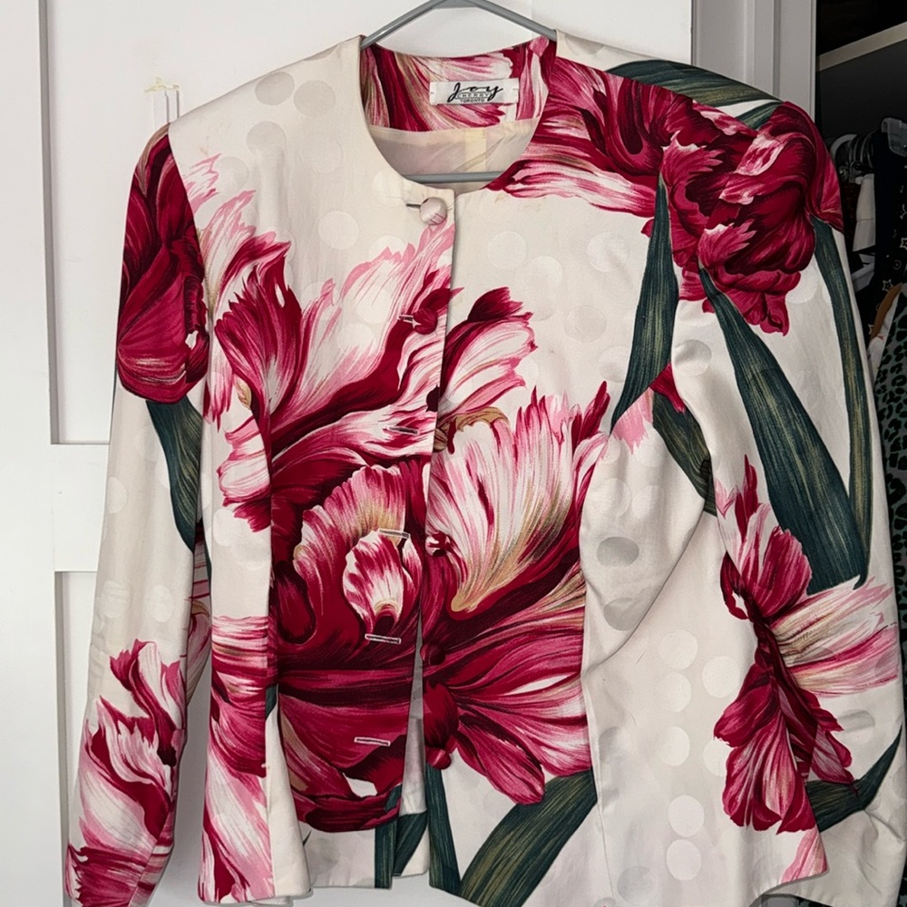 Joy cherry Toronto floral blazer